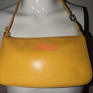 ❌ SOLD Louis Vuitton Epi leather pouchette(Citron) Authentic with code.